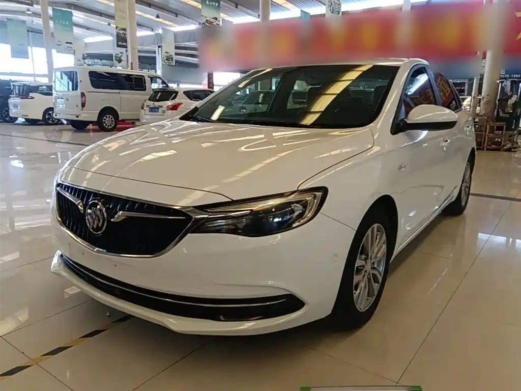 Buick Excelle 2018 — фото 2