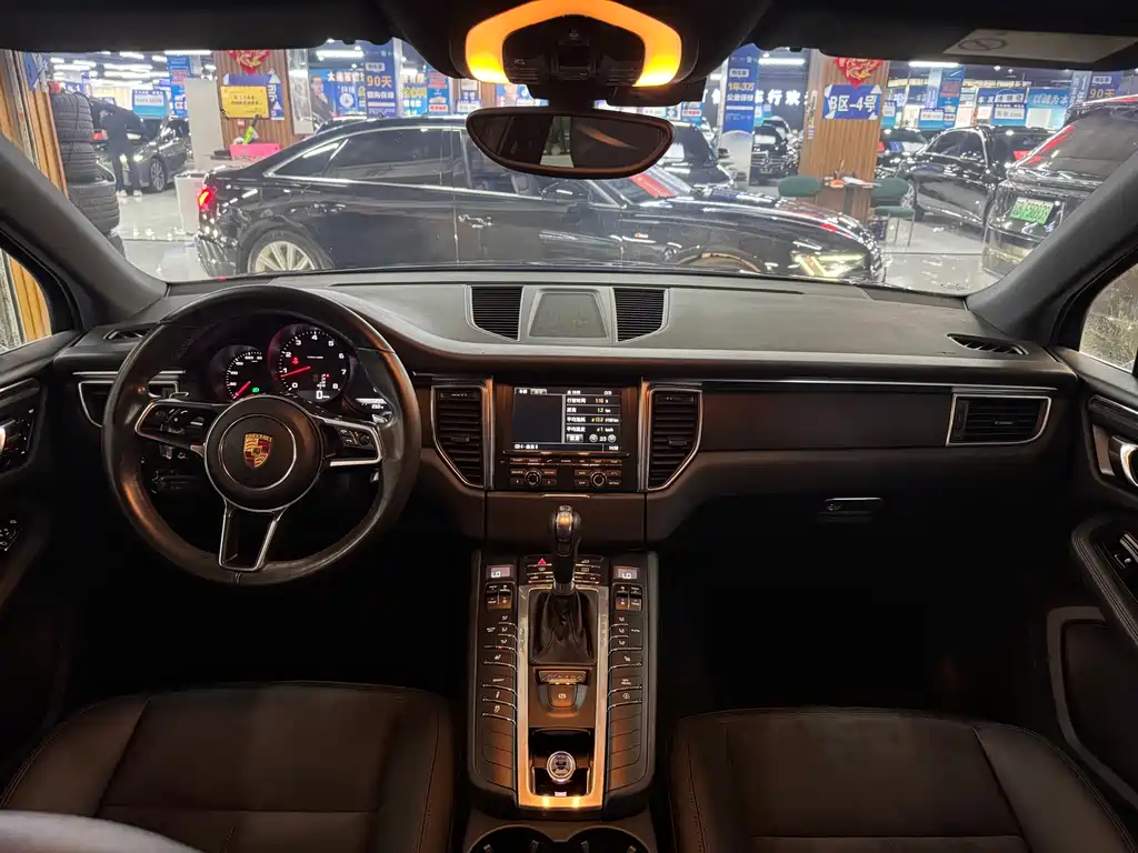 Porsche Macan 2015 — фото 5
