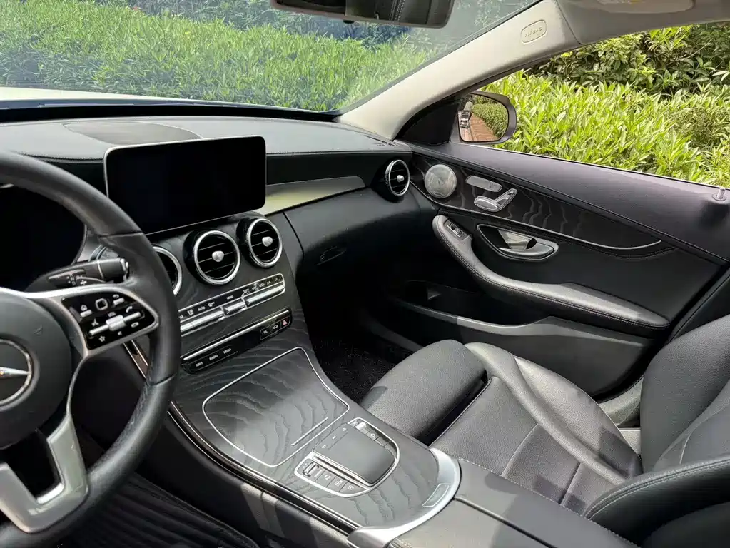 Mercedes-Benz C-Class 2019 — фото 8