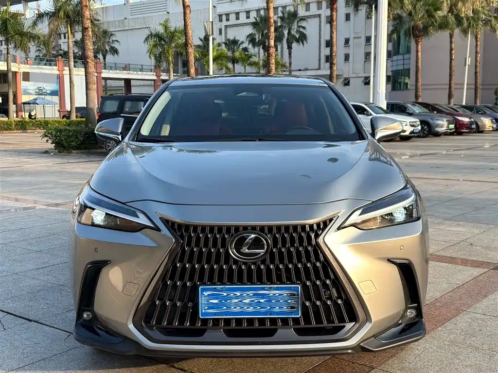 Lexus NX 2023 — фото 2