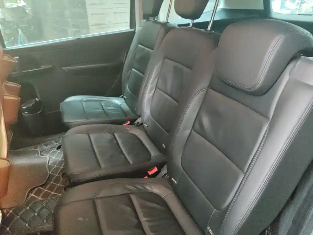 Volkswagen Sharan 2017 — фото 15