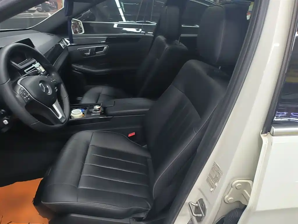 Mercedes-Benz E-Class 2014 — фото 14