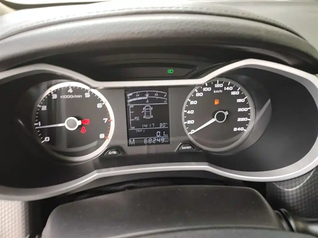 Geely Emgrand GS 2017 — фото 12