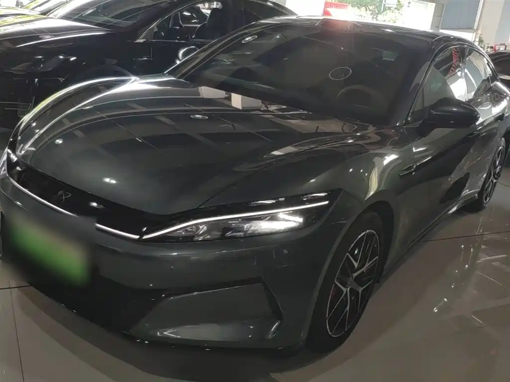BYD Han L 2025