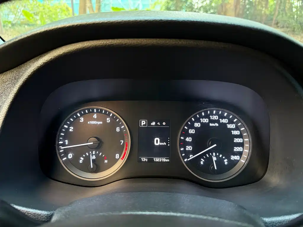 Hyundai Tucson 2017 — фото 18