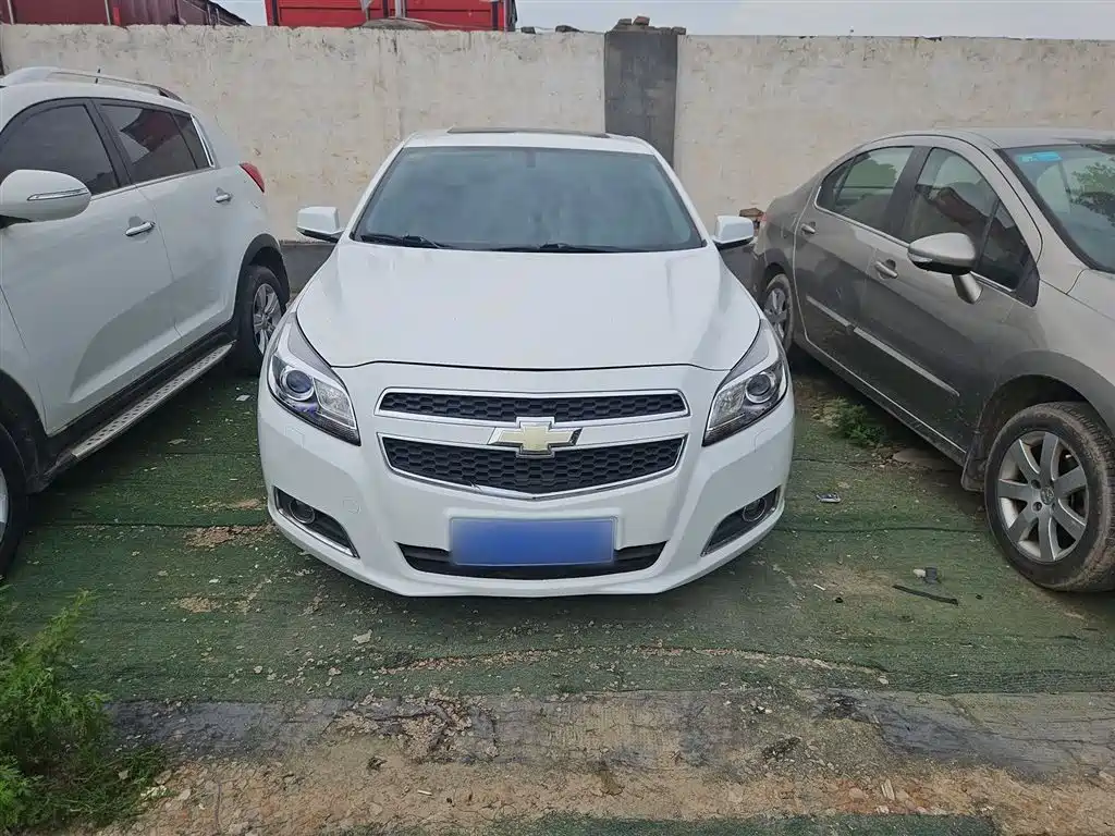Chevrolet Malibu 2015 — фото 24