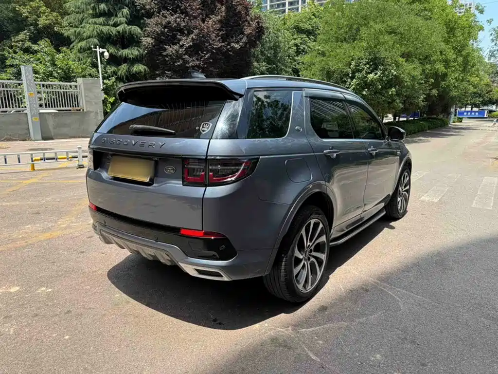 Land Rover Discovery Sport 2022 — фото 8