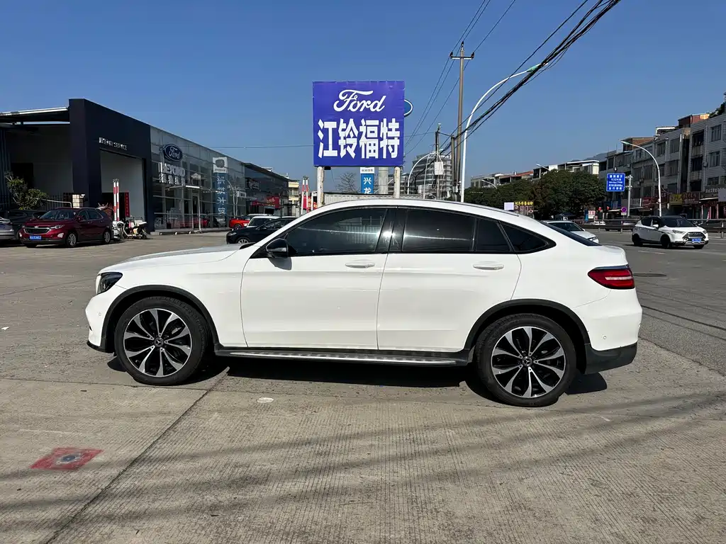 Mercedes-Benz GLC Coupe 2018 — фото 4