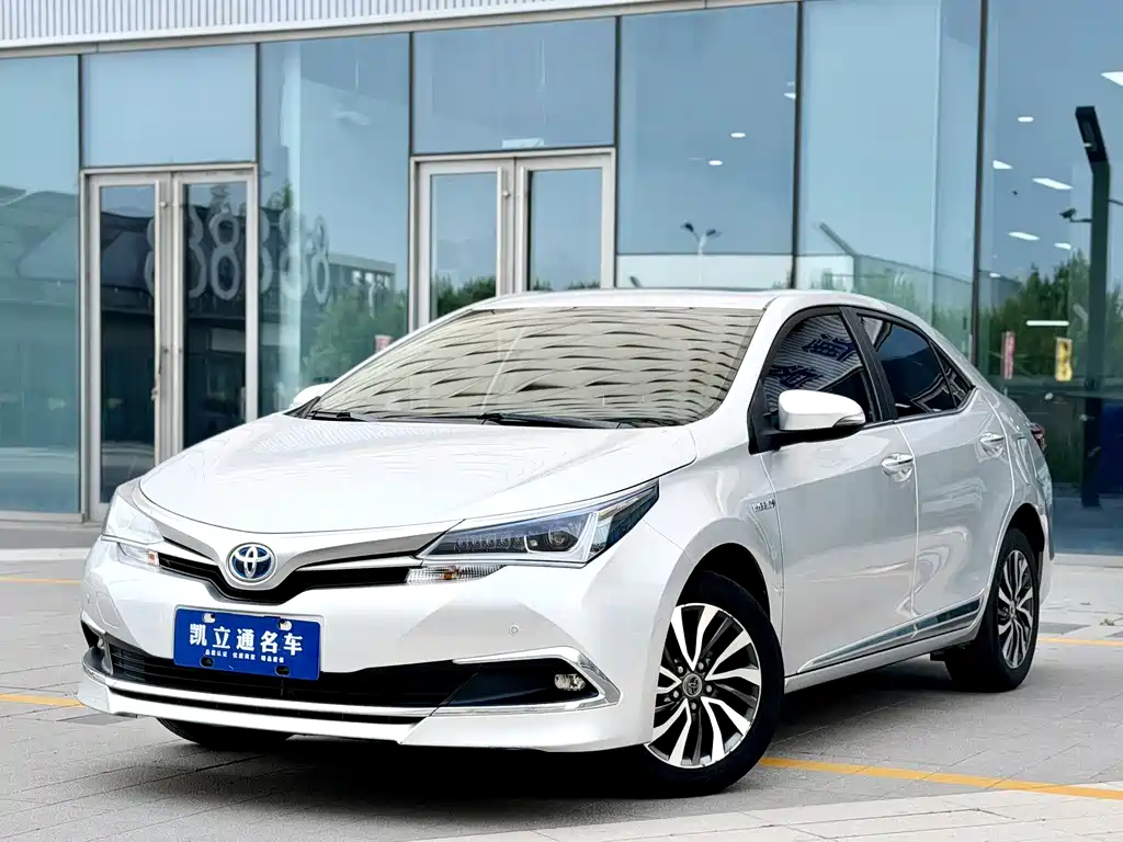 Toyota Corolla 2016 — фото 1