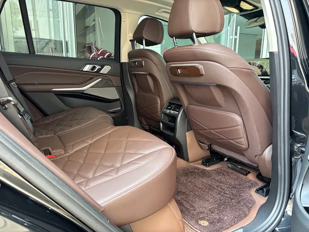 BMW X5 2025 — фото 13