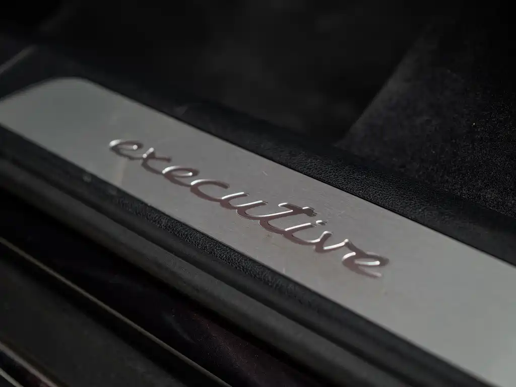 Porsche Panamera 2019 — фото 11