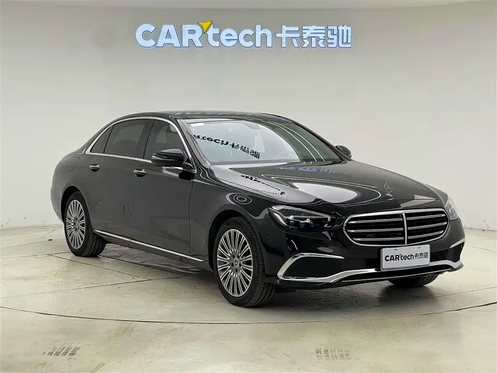 Mercedes-Benz E-Class 2022 — фото 2