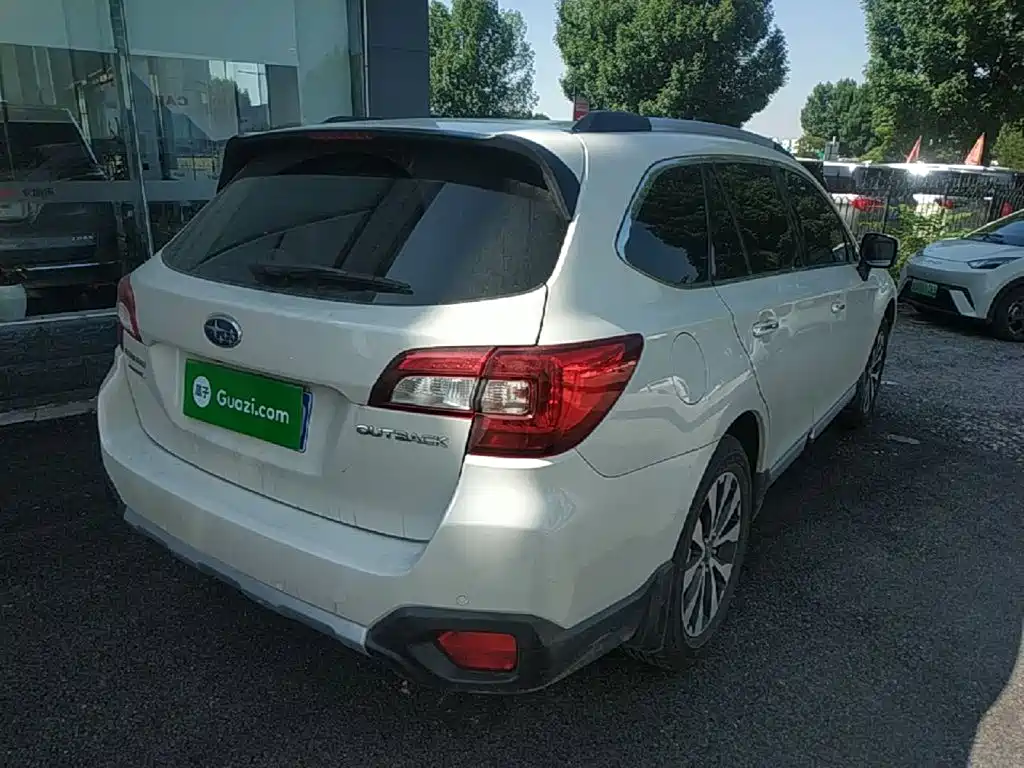 Subaru Outback 2015 — фото 5