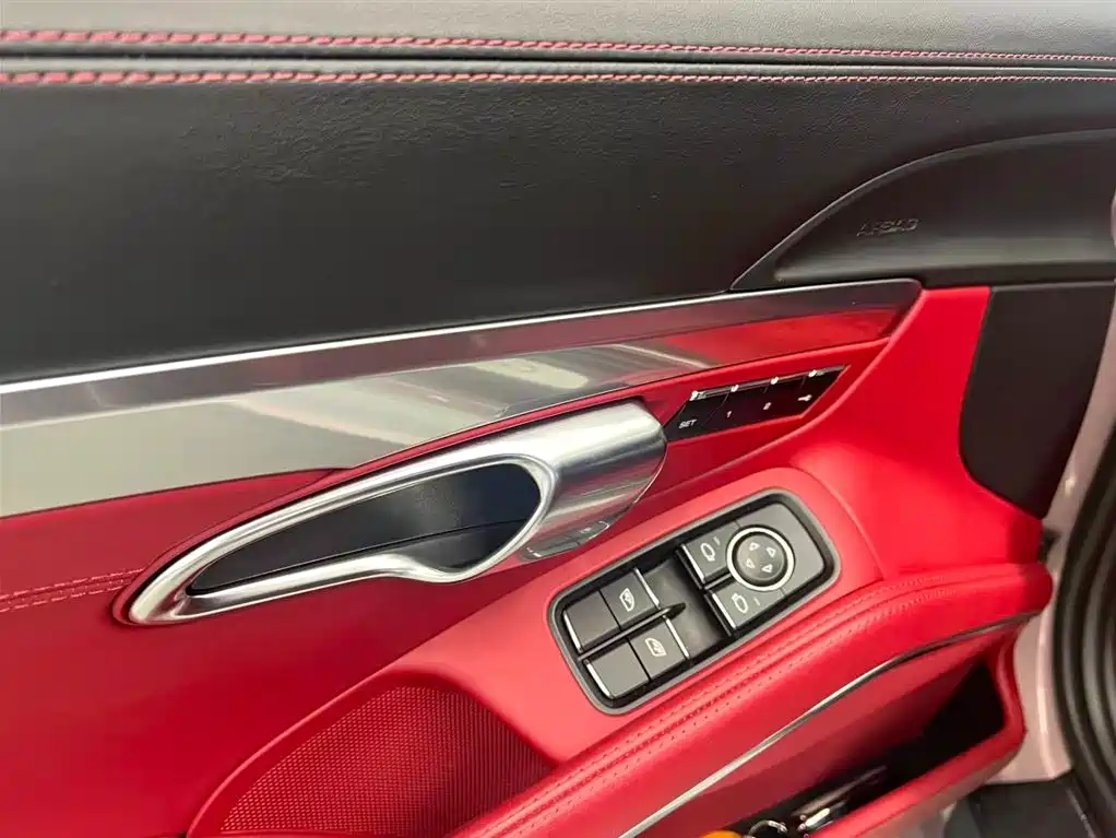 Porsche 718 2022 — фото 13