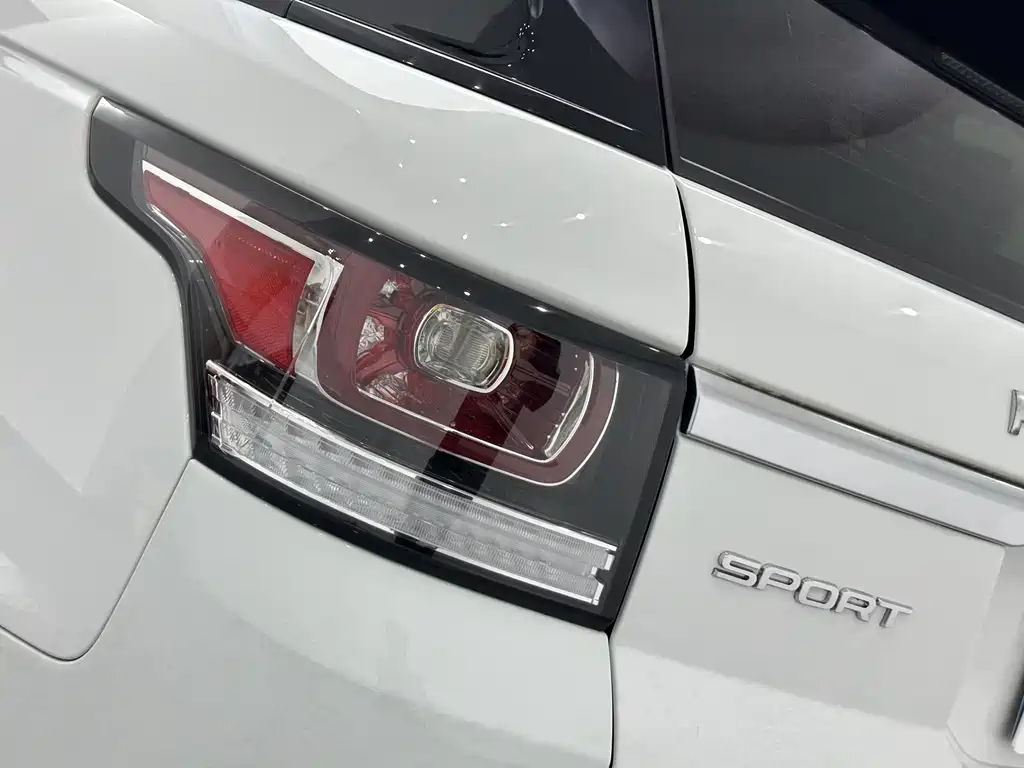 Land Rover Sport 2016 — фото 19