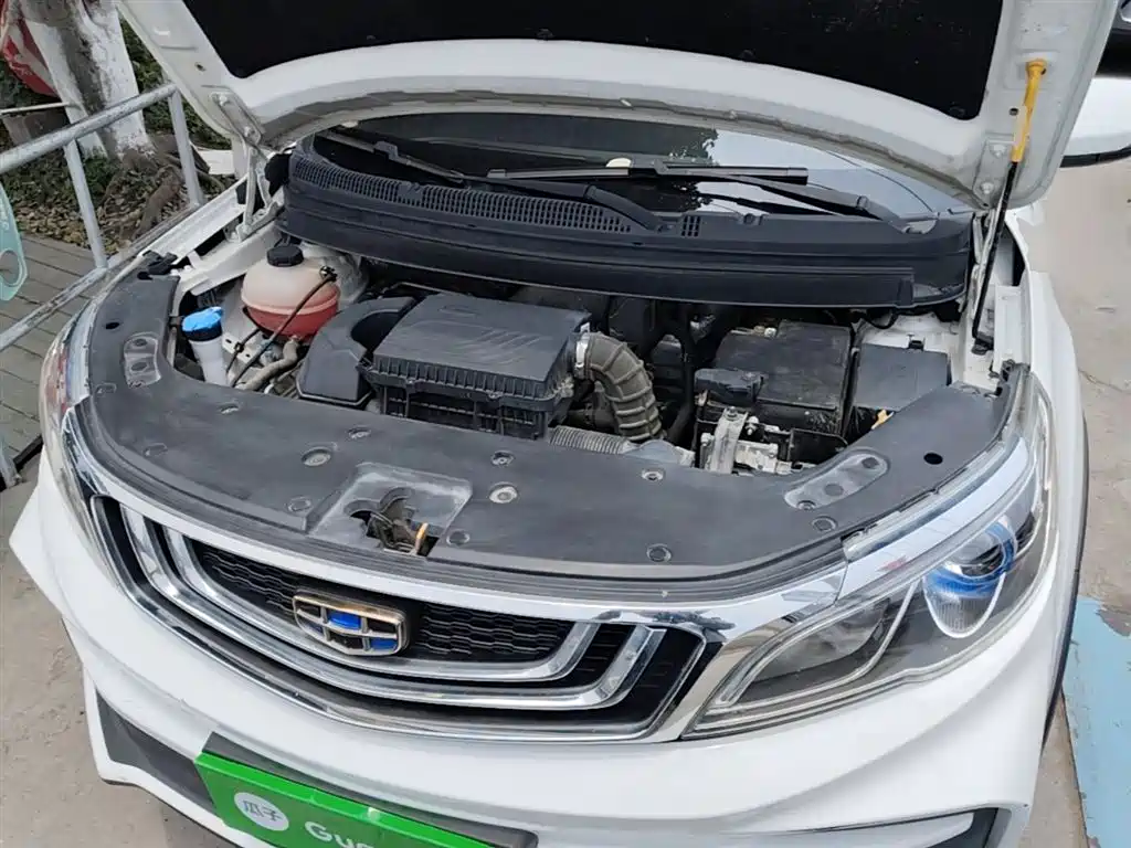 Geely Vision X3 2020 — фото 20