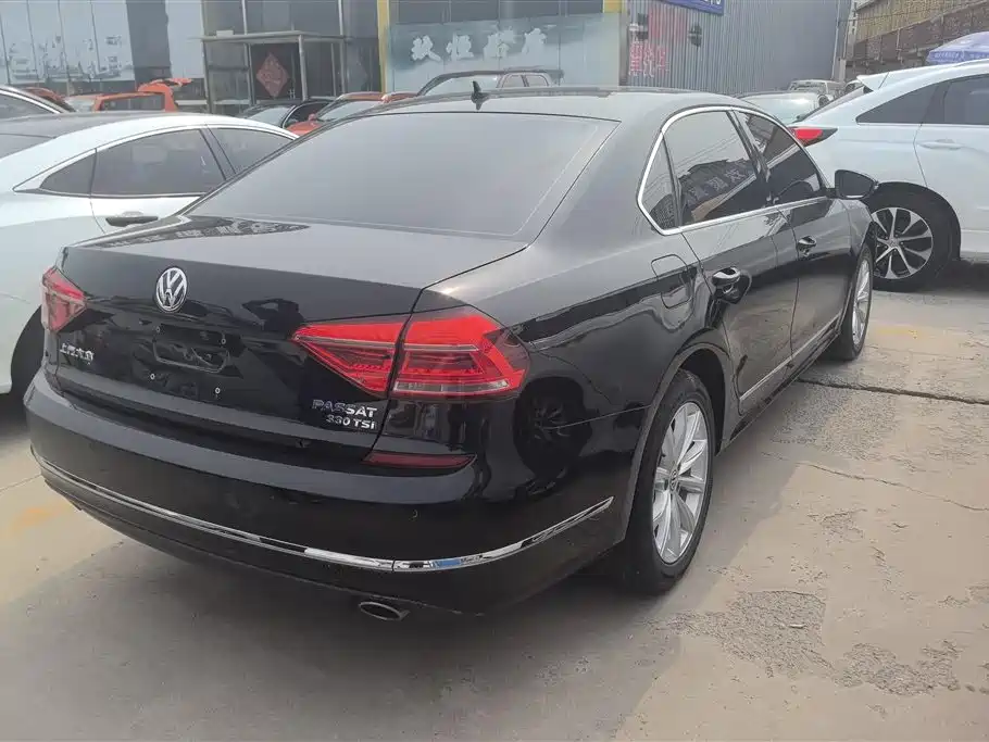 Volkswagen Passat 2019 — фото 3