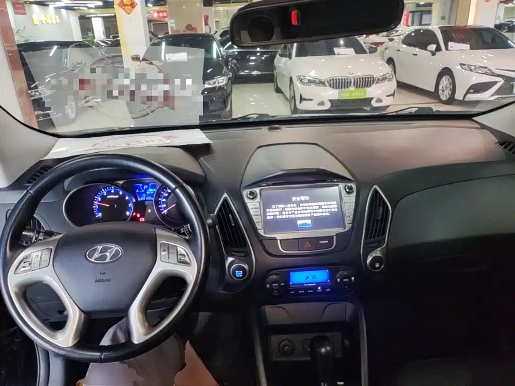 Hyundai ix35 2015 — фото 10