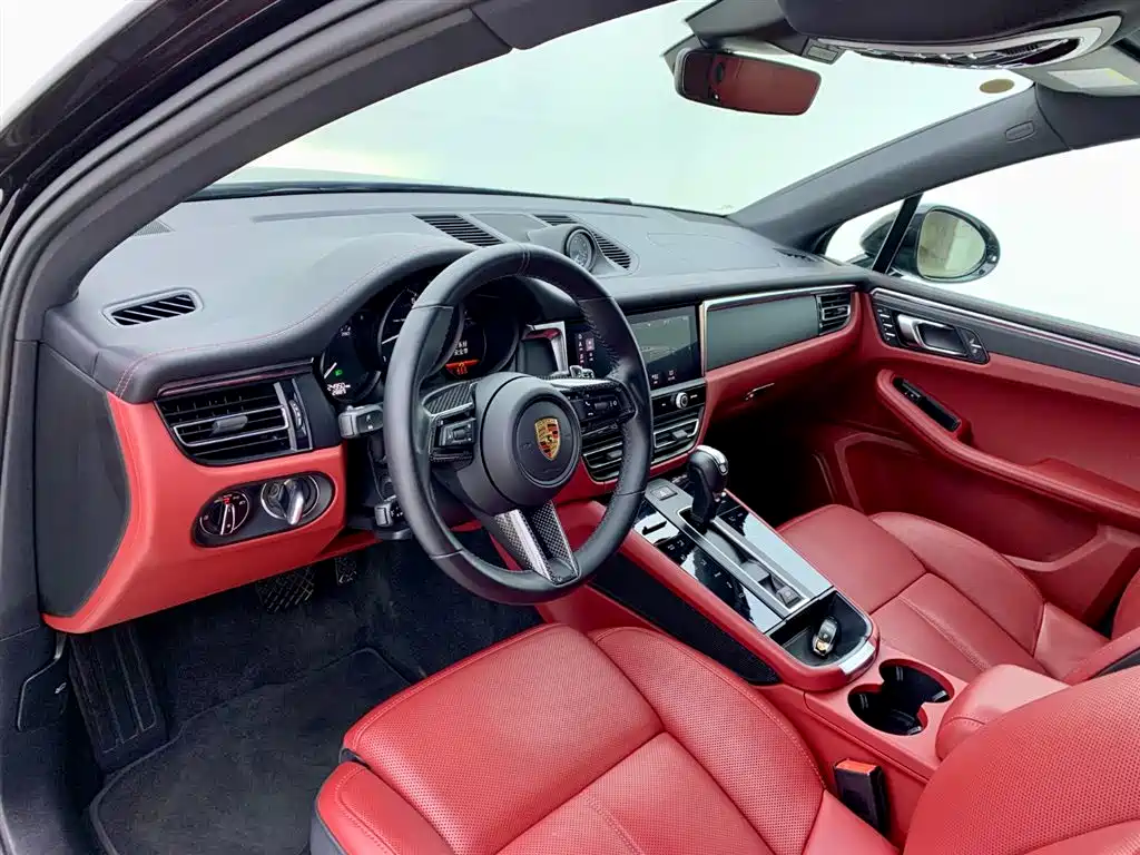 Porsche Macan 2024 — фото 15