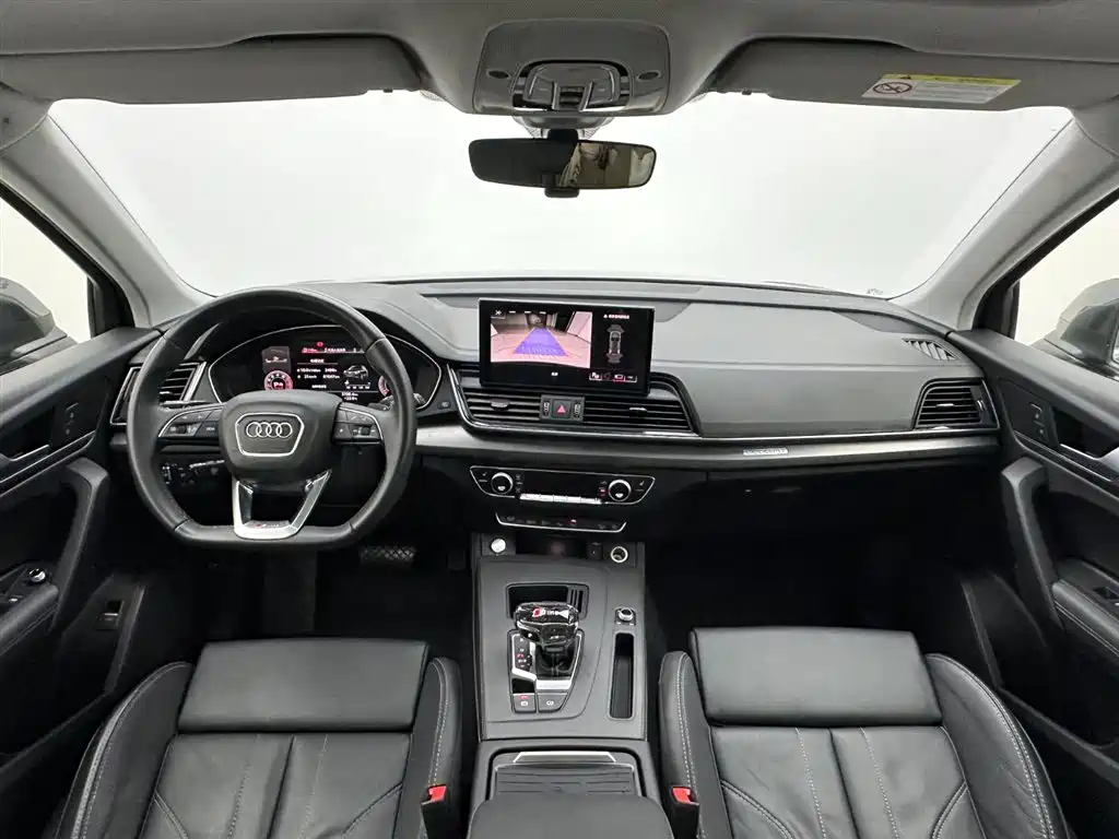 Audi Q5L 2022 — фото 16