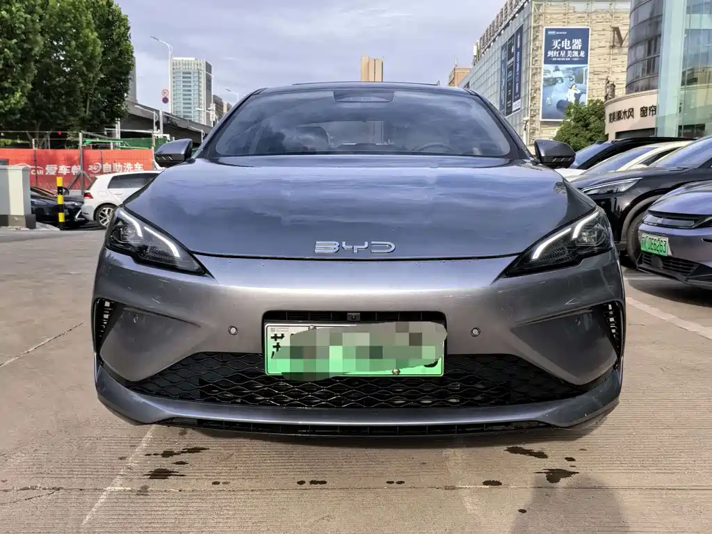 BYD Seal 05 DM-i 2025 — фото 2