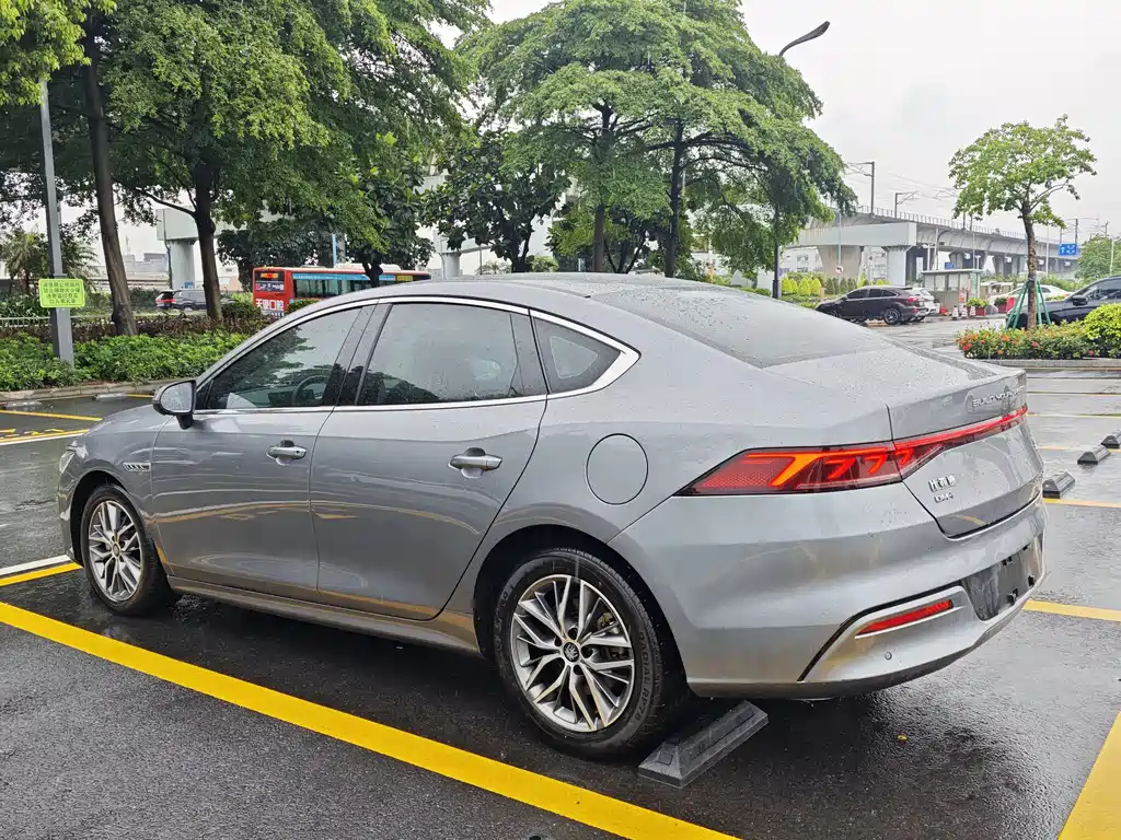 BYD Qin PLUS 2023 — фото 19
