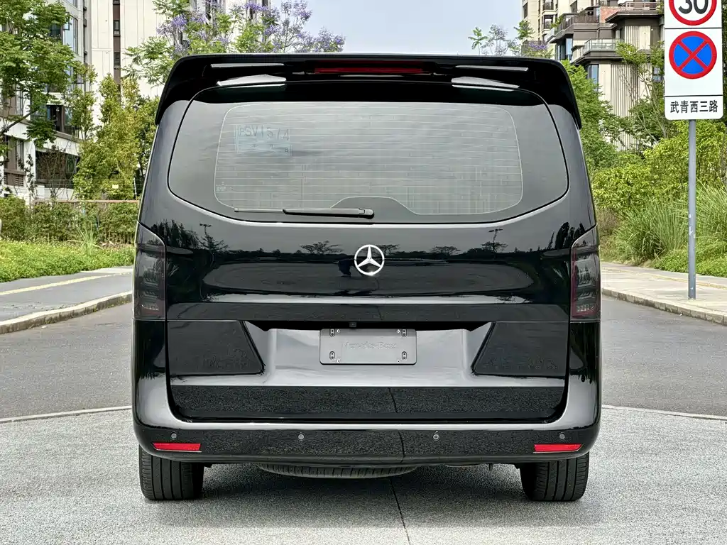 Mercedes-Benz Vito 2024 — фото 5