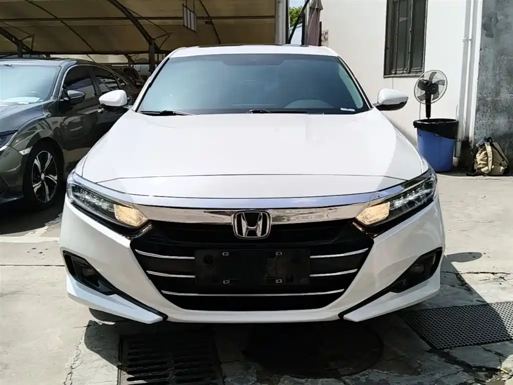 Honda Accord 2022 — фото 3