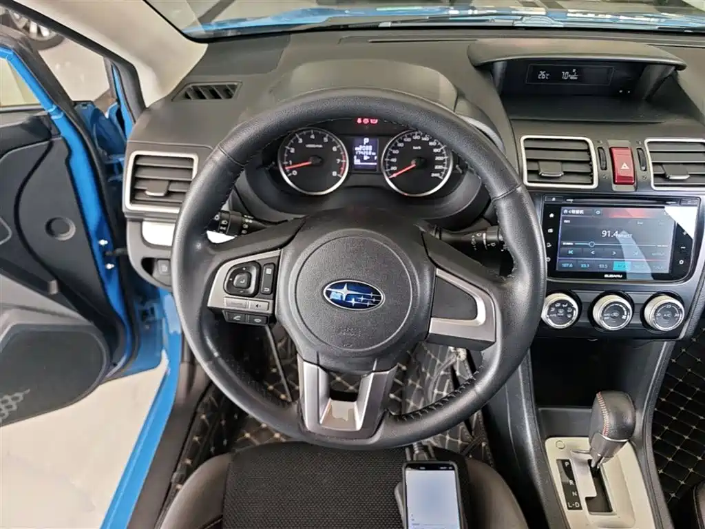 Subaru XV 2016 — фото 11
