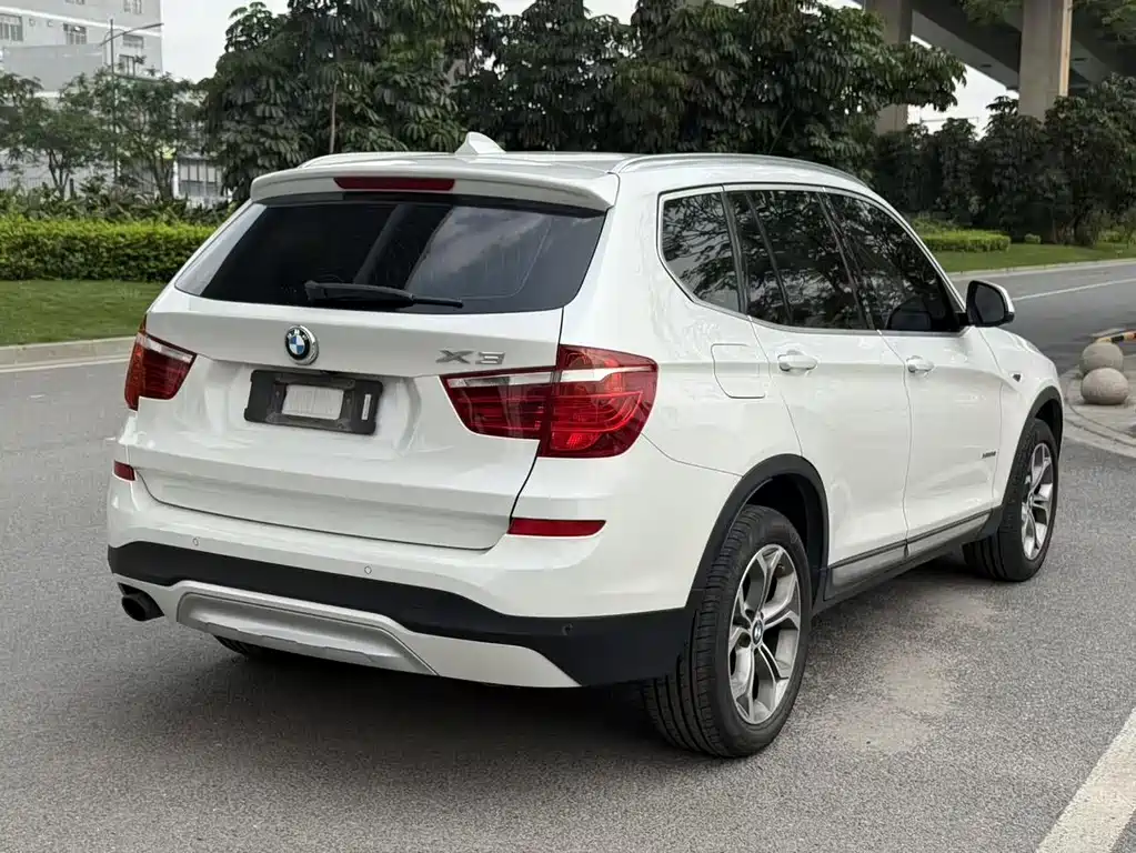 BMW X3 2016 — фото 8