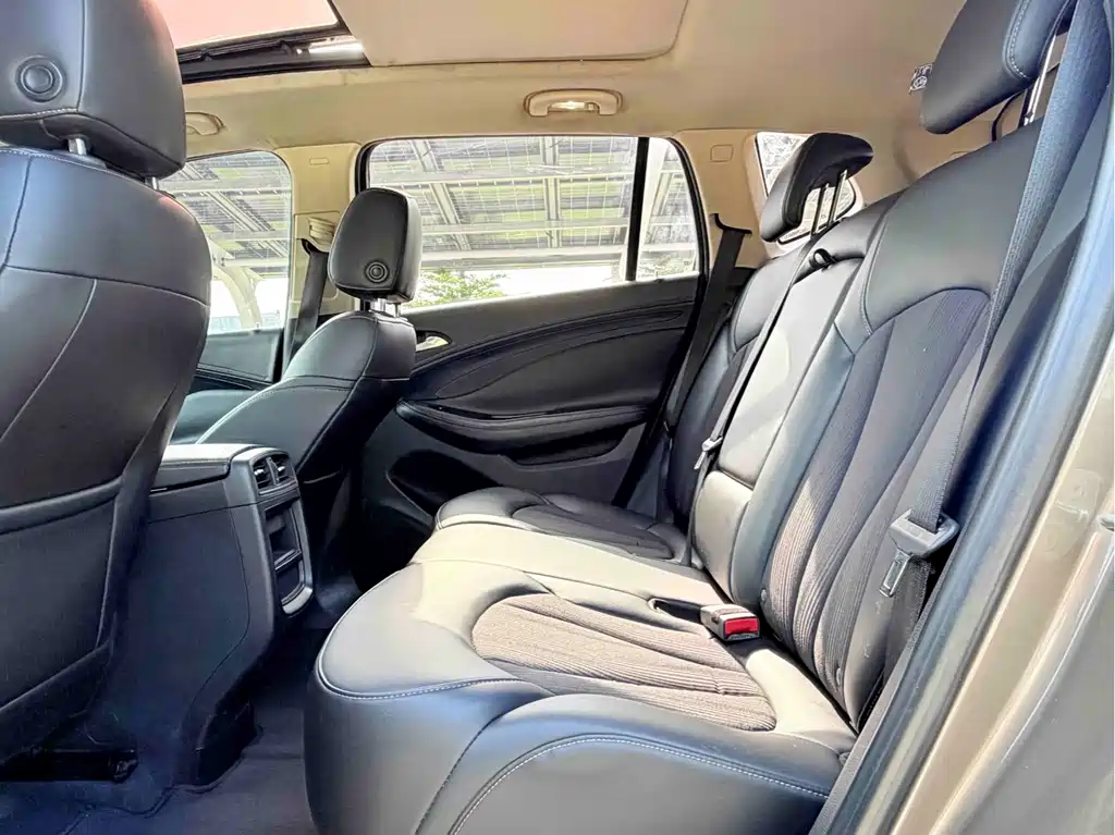 Buick Envision Plus 2016 — фото 12