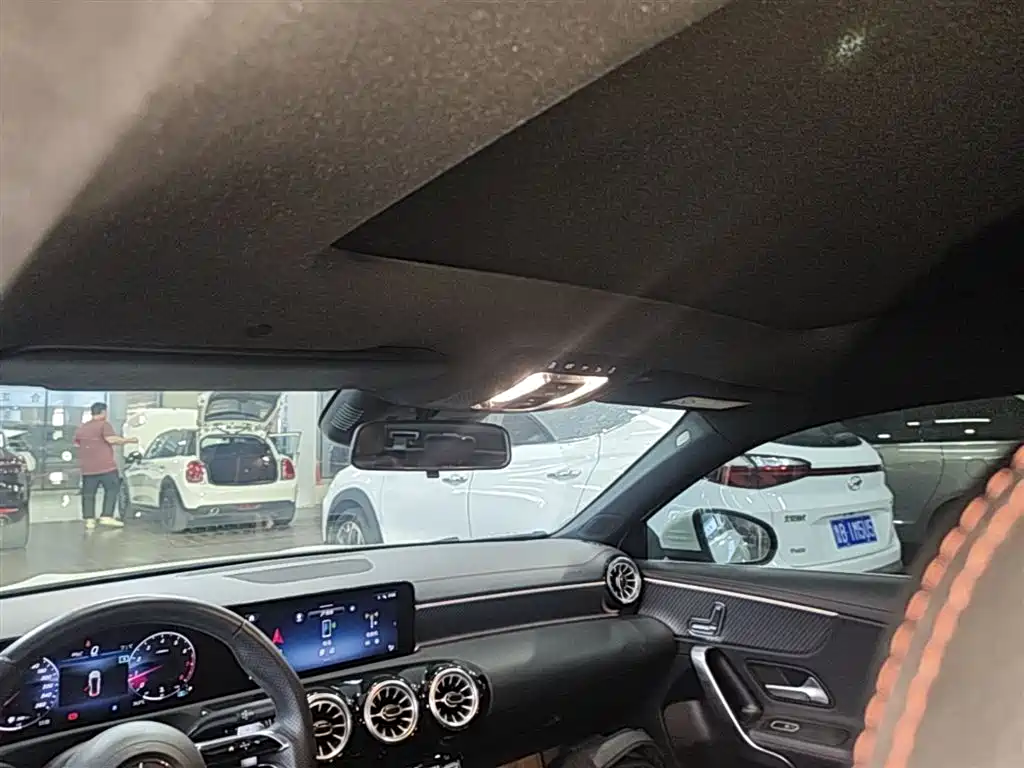 Mercedes-Benz A-Class 2023 — фото 18