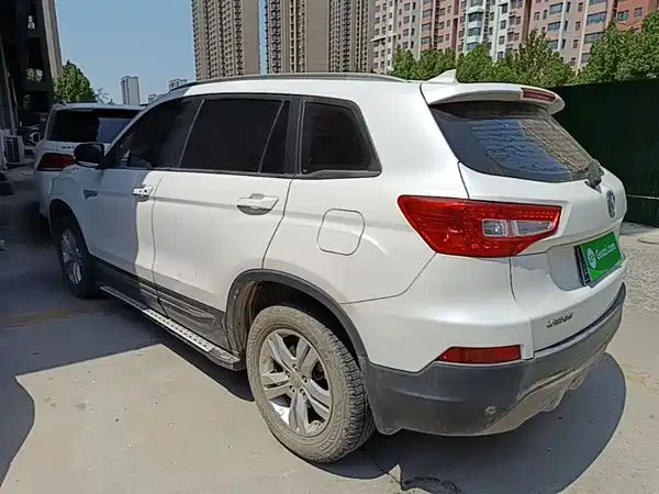 Changan CS75 2016