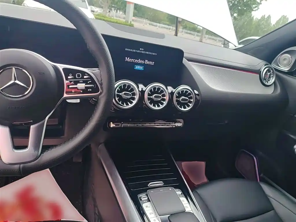 Mercedes-Benz GLA 2024 — фото 10