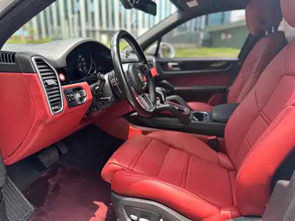 Porsche Cayenne 2019