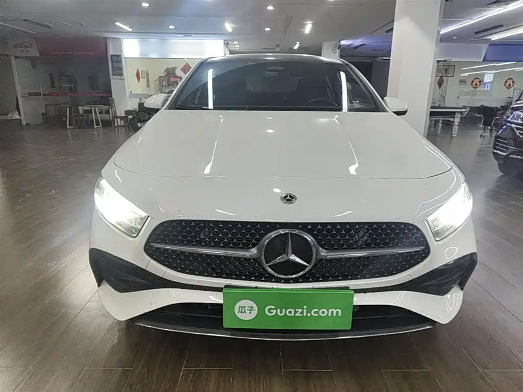 Mercedes-Benz A-Class 2023 — фото 3