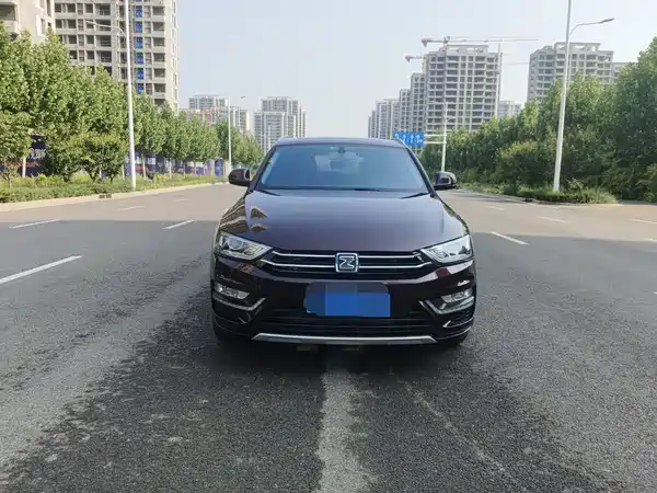 Zotye SR7 2016