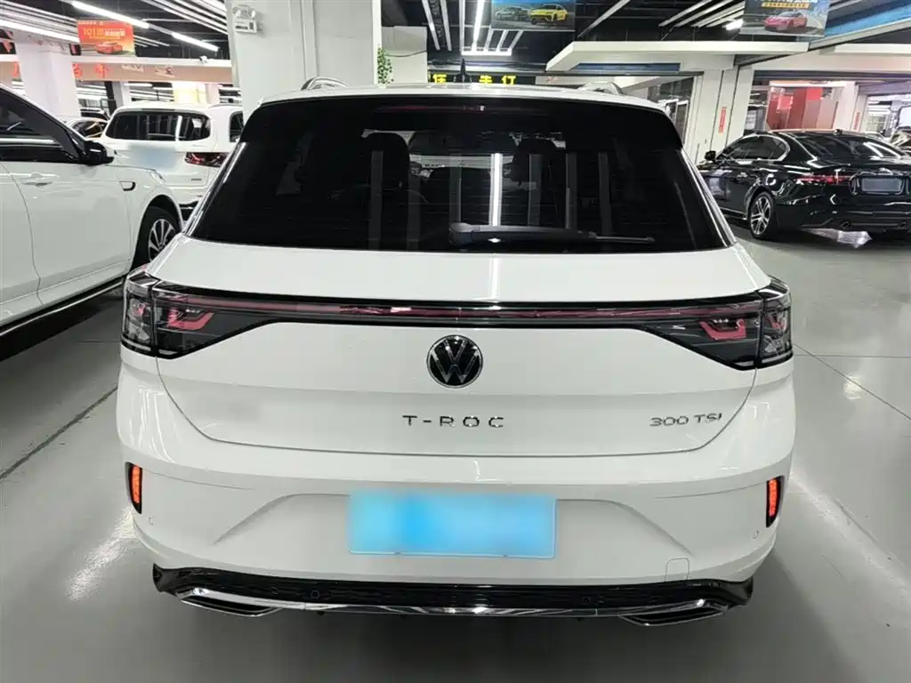 Volkswagen T-Roc 2023 — фото 6