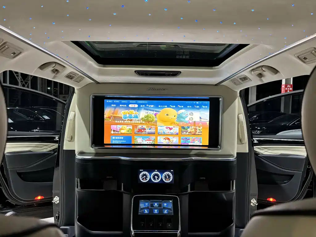 GAC Motor Trumpchi M8 2022 — фото 13