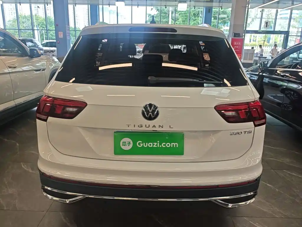 Volkswagen Tiguan L 2023 — фото 6