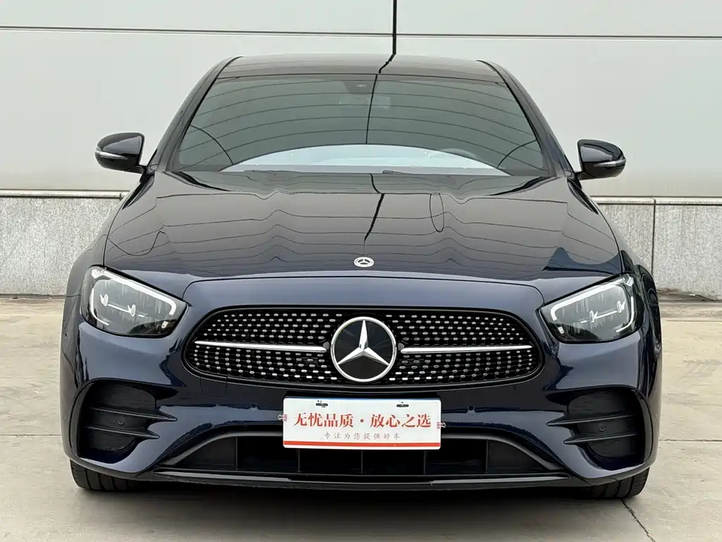 Mercedes-Benz E-Class 2022