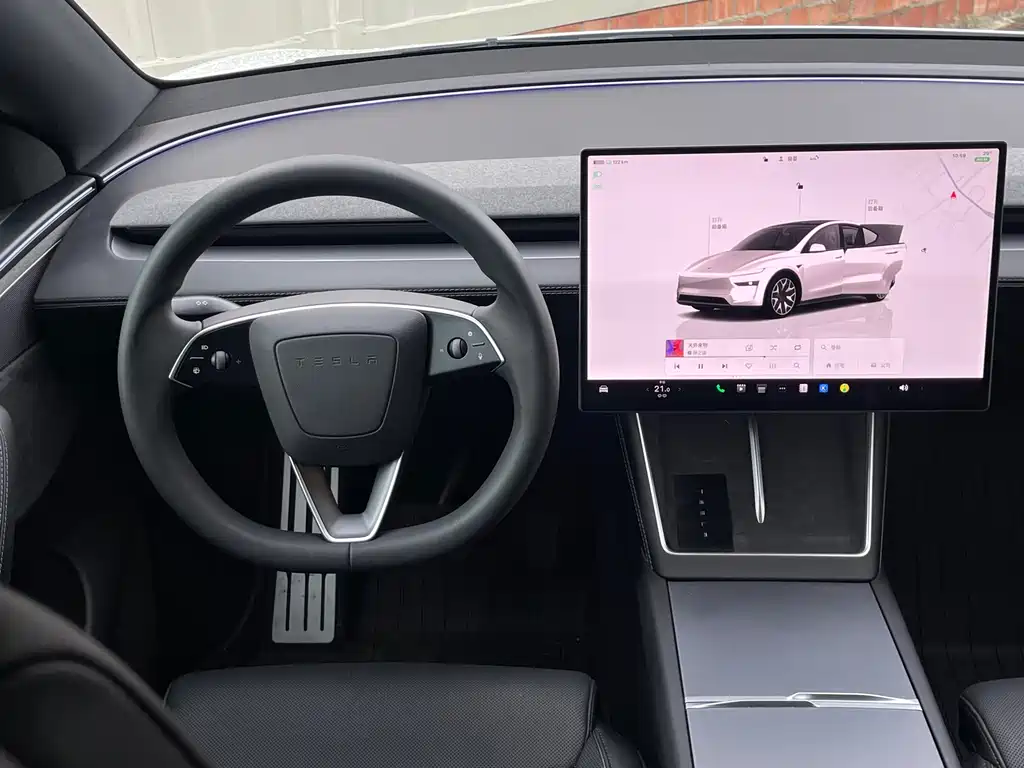 Tesla Model Y L 2025 — фото 29