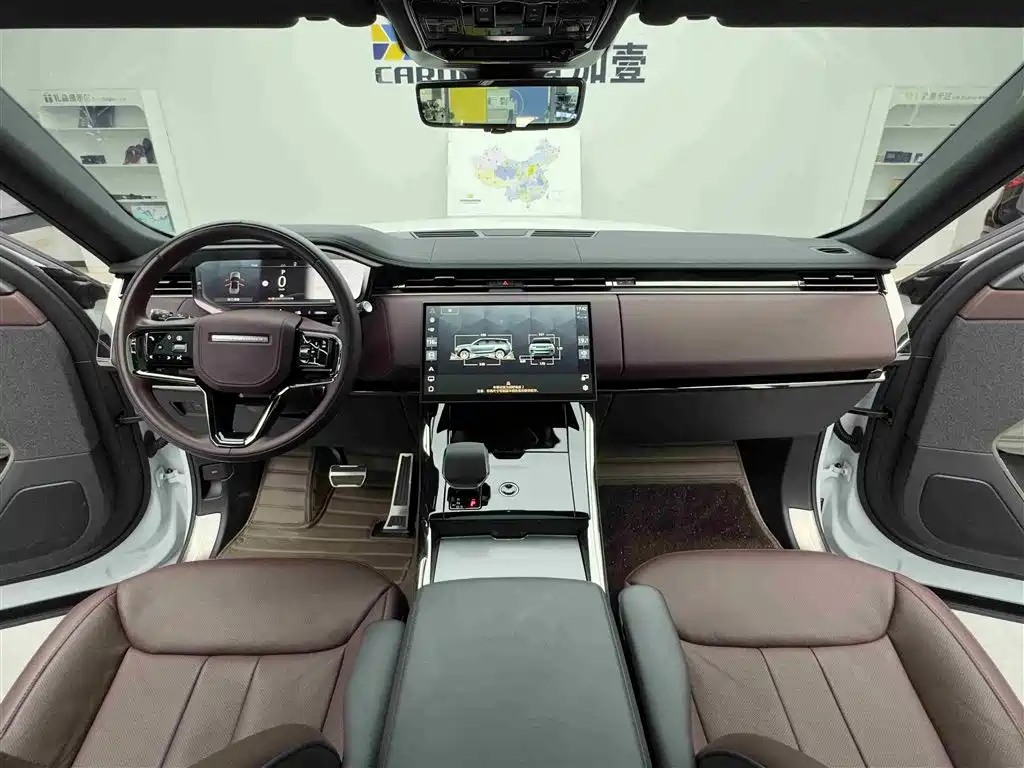 Land Rover Sport 2025 — фото 11