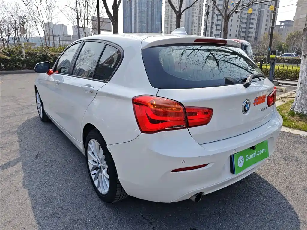 BMW 1 Series 2016 — фото 23