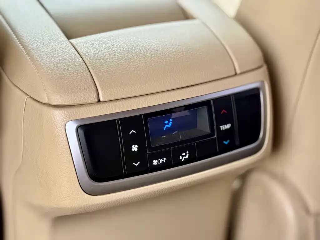 Toyota Highlander 2019 — фото 15