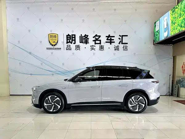 NIO ES6 2024