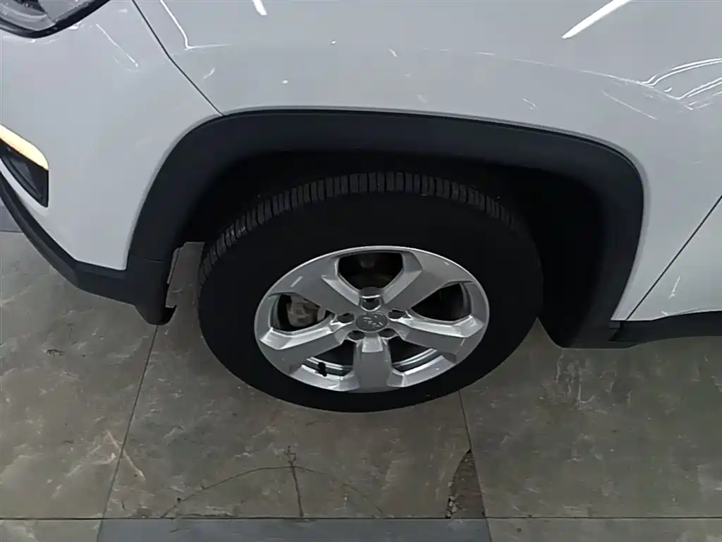 Jeep Compass 2020 — фото 23