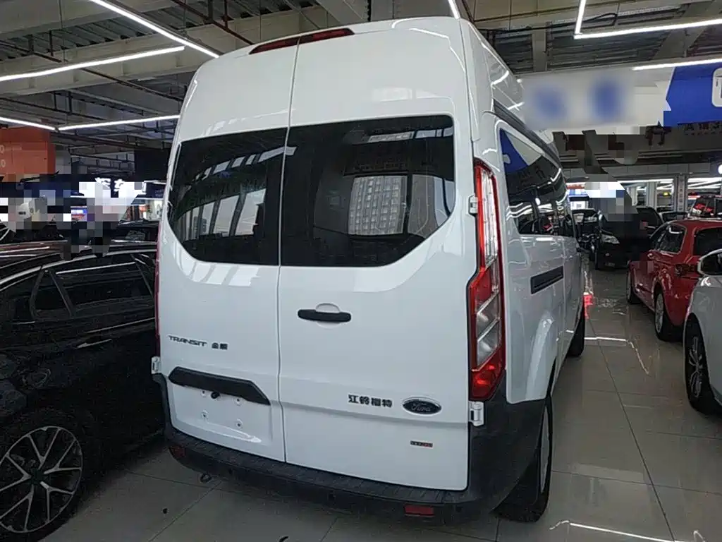 Ford Transit 2021 — фото 7