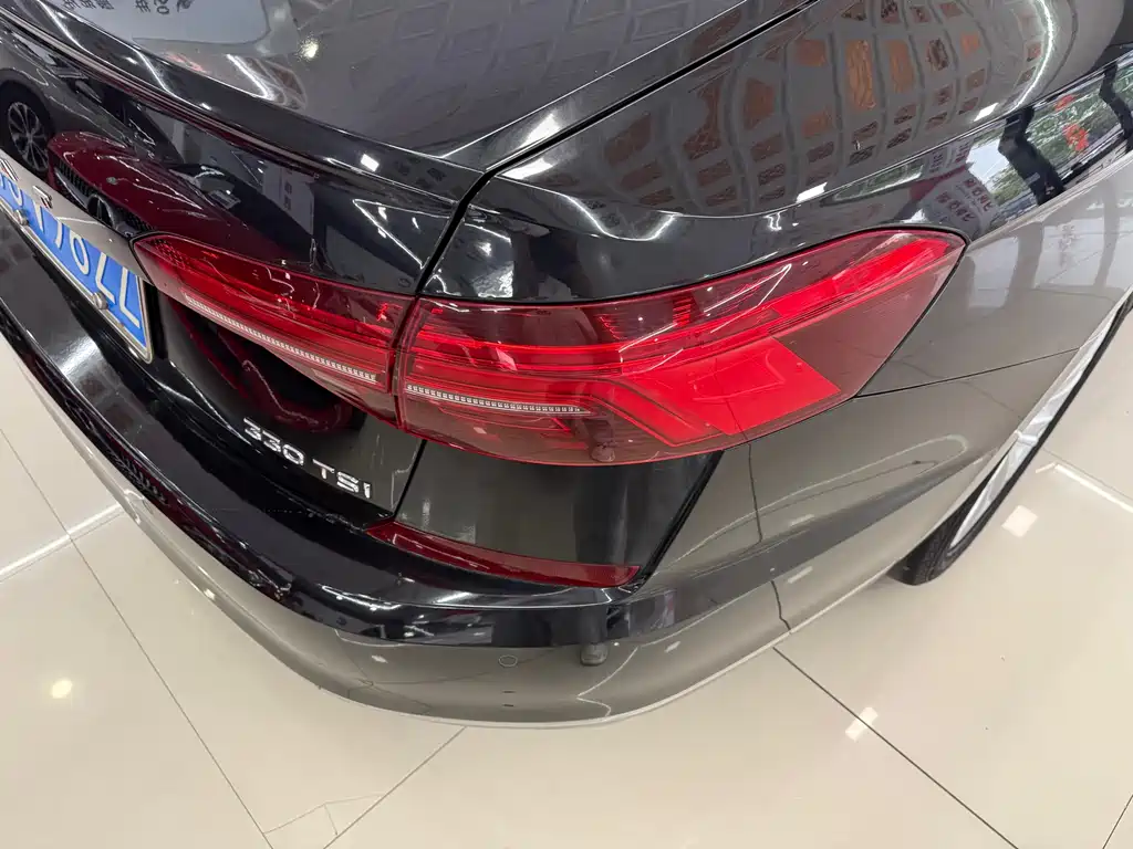 Volkswagen Passat 2019 — фото 13