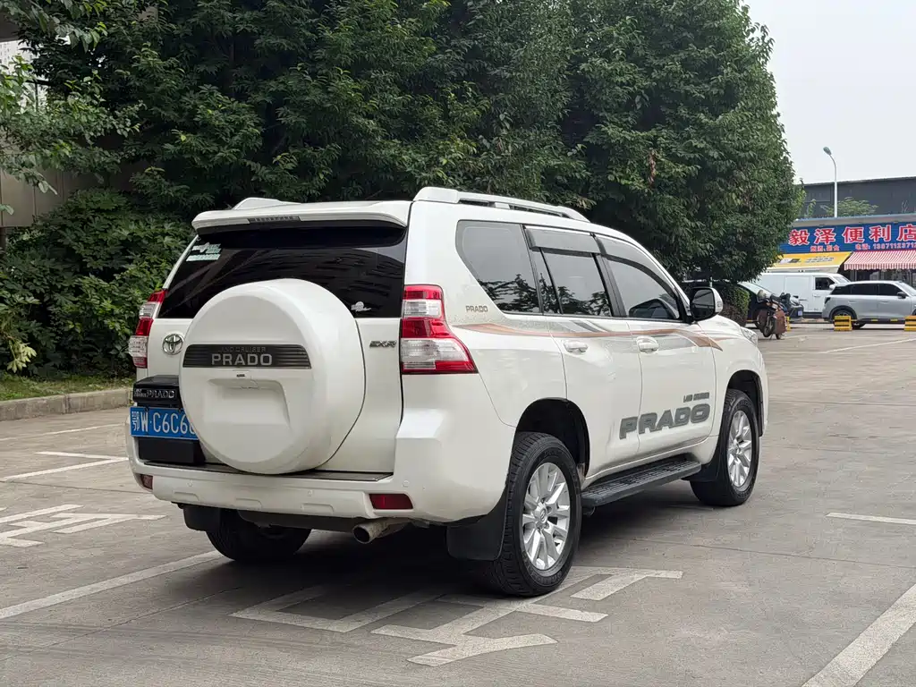 Toyota Prado 2016 — фото 17